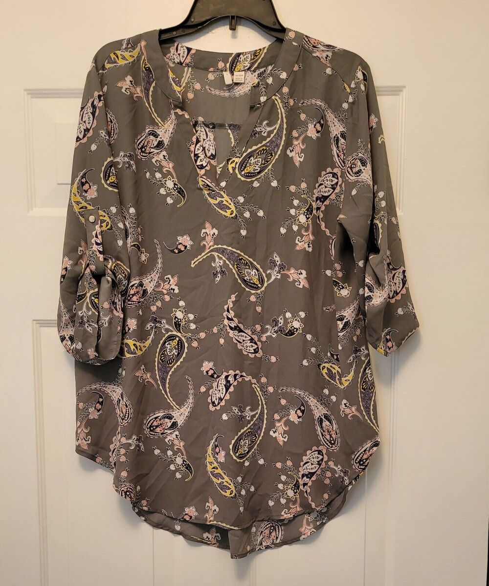 Est. 1946 Women's Green Paisley V-Neck 3/4 Sleeve Shirt Size 14/16W